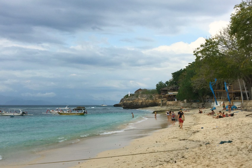 Nusa Lembongan Mushroom Beach