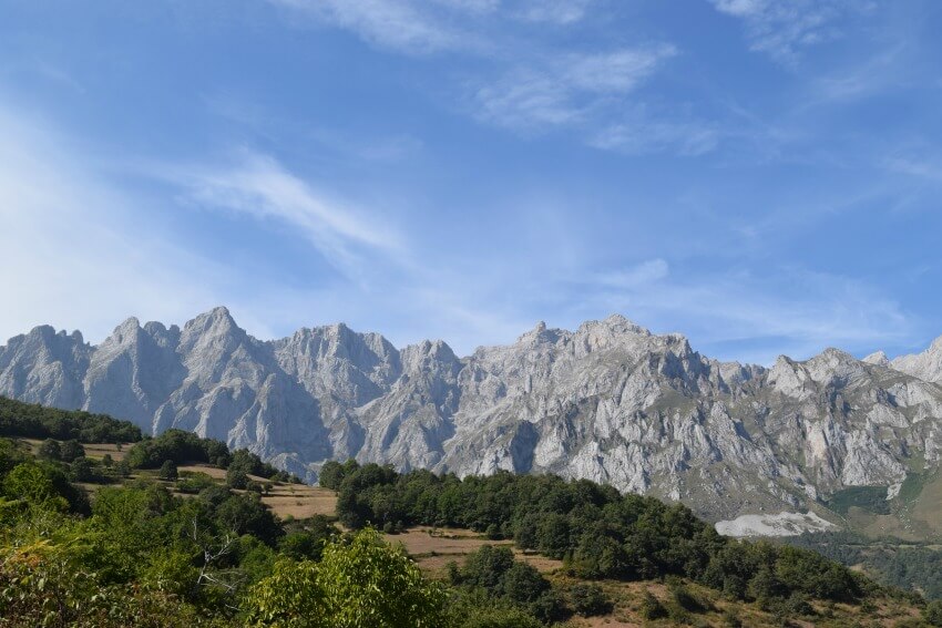 Picos de Europa - Blick auf Gebirgskette