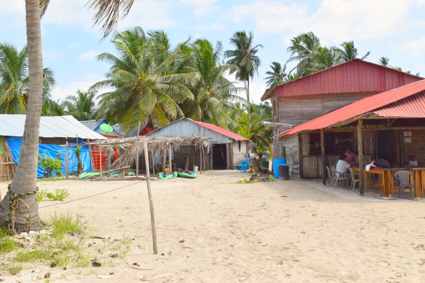 San Blas Inseln Isla Diablo Hütten