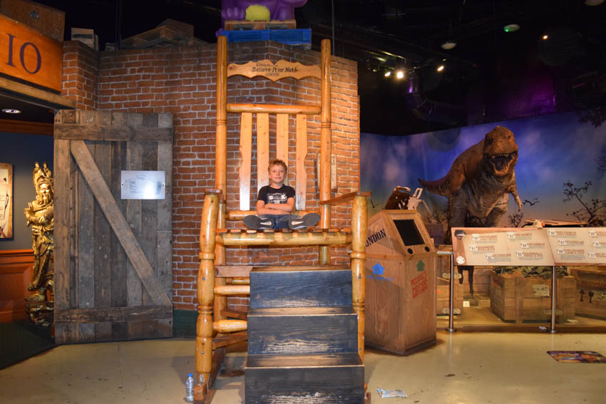 Ripley's Believe It Or Not! in London Riesenstuhl