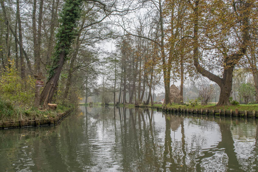 Spreewald im Winter und Herbst Kanal