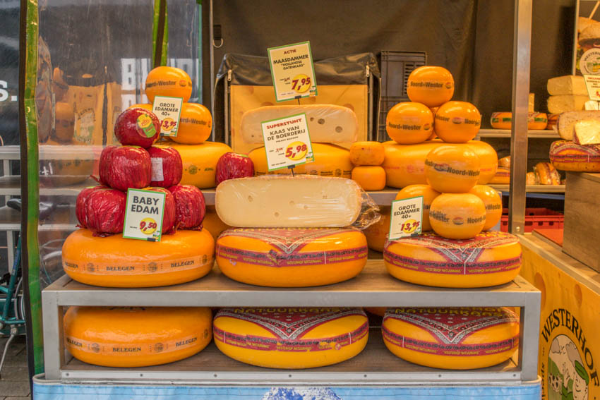 Wochenmarkt in Enschede Käse
